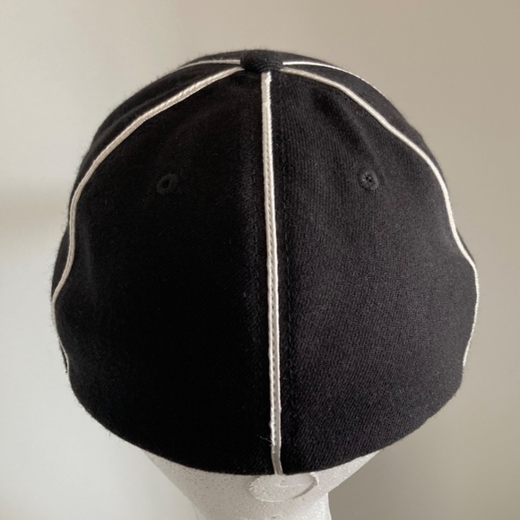 Blind Skateboard Logo Hat Wool Blend Flexfit Baseball Cap Black White S/M - Picture 16 of 16